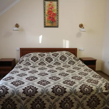 Ξενοδοχείο Weekend